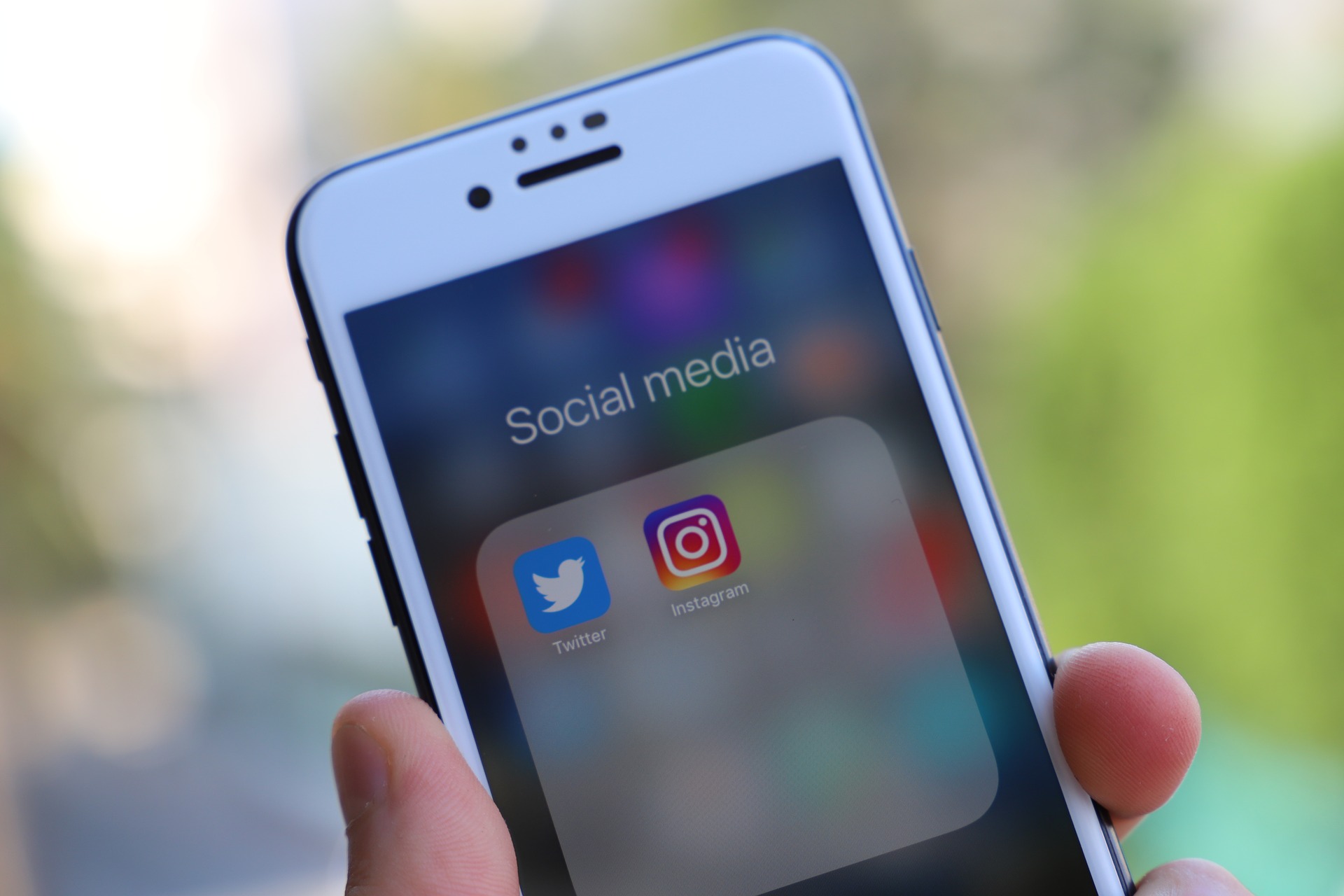 Médias sociaux: comment conditionnent-ils notre quotidien?