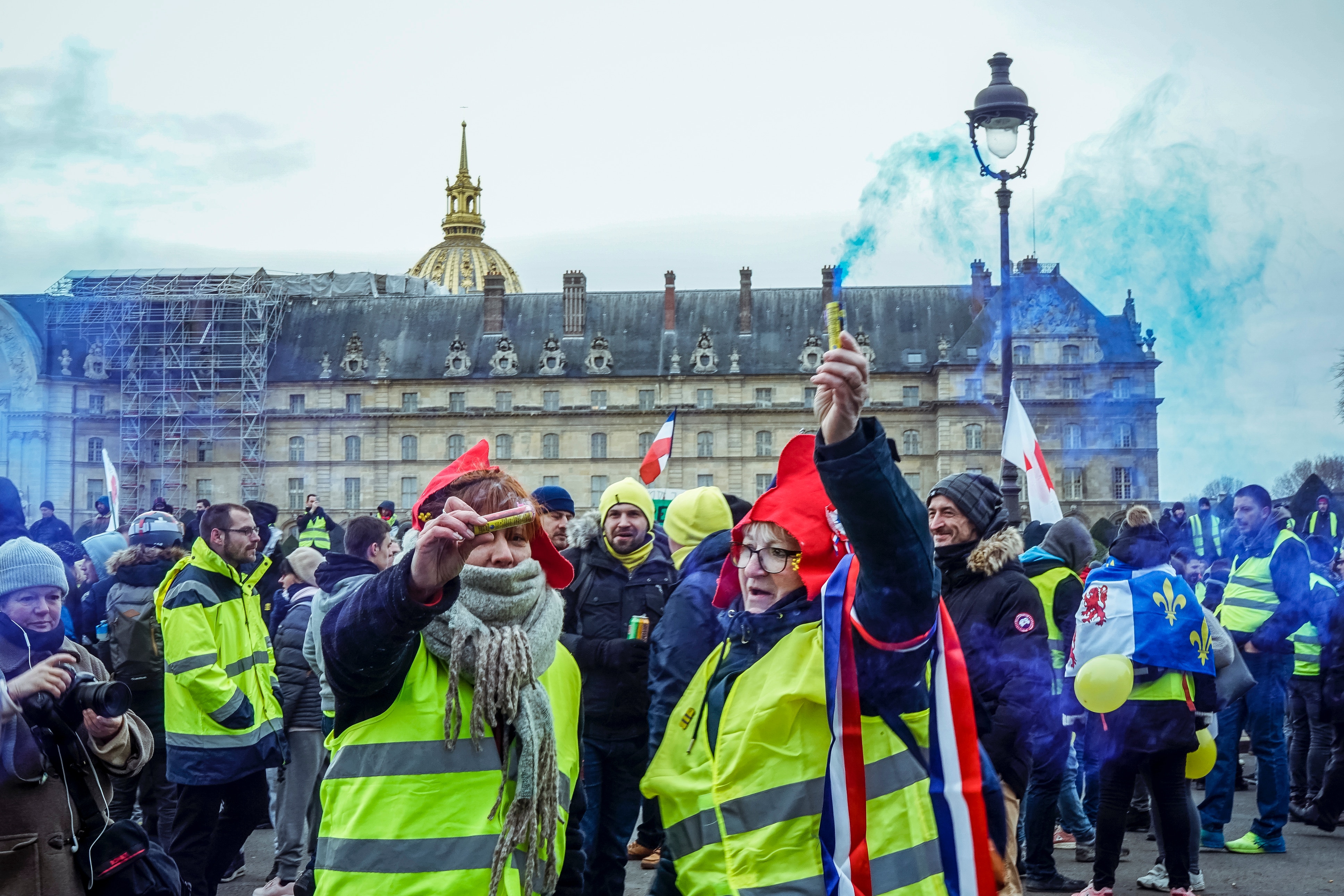 Gilets jaunes: comment sont-ils devenus un symbole de protestation allant au-delà de la France?